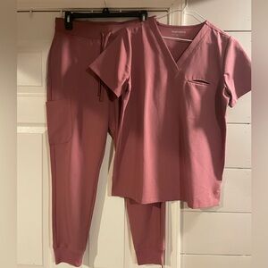 Mandala Mauve scrub set